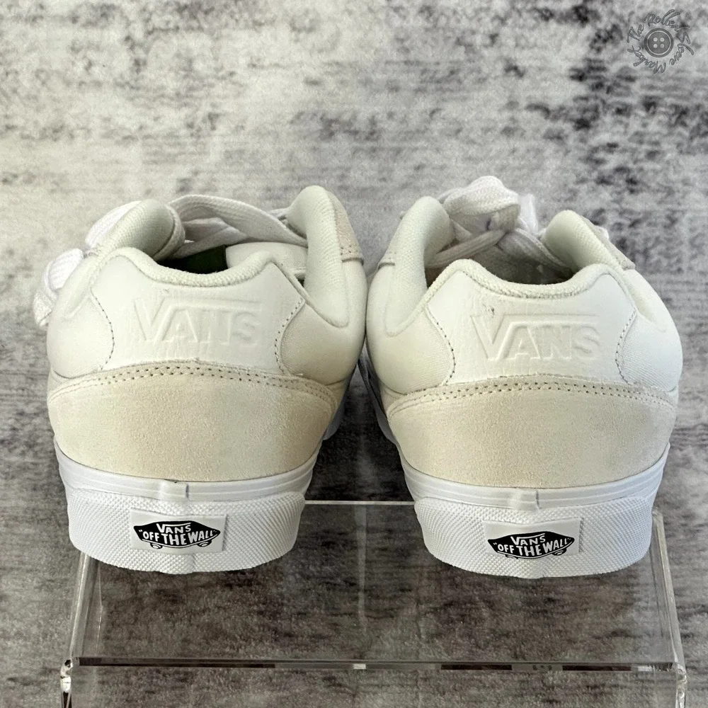 NIB - Vans Chukka Push 